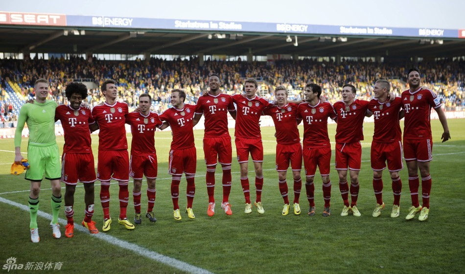 南通发布：苏超南通队载誉而归，3000多名球迷迎接城市英雄