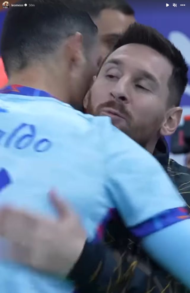 阿森纳3-1拜仁破其不败金身，马杜埃凯首球诺伊尔失误送礼