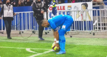 西班牙4-0客胜格鲁吉亚基本直通世界杯，奥亚萨瓦尔两射一传