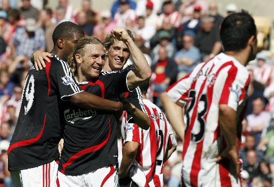 足坛19位亿元先生：维蒂尼亚、内维斯1.1亿欧上榜，3人2亿（盘点足坛19位亿元先生：维蒂尼亚、内维斯以1.1亿欧入围，3人达到2亿）