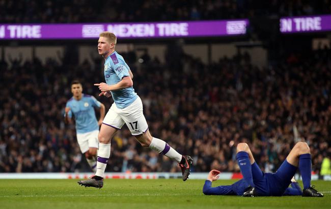 详解棒球规则中的手套尺寸标准防止通过特殊装备获取不当利益