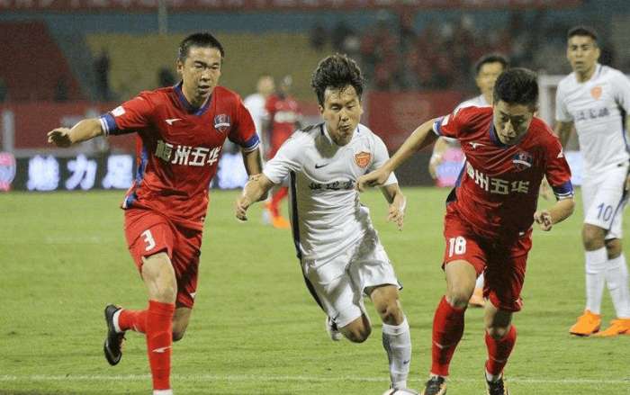 记者：曼联很乐观能成功签下谢什科，英力士已批准了这笔转会